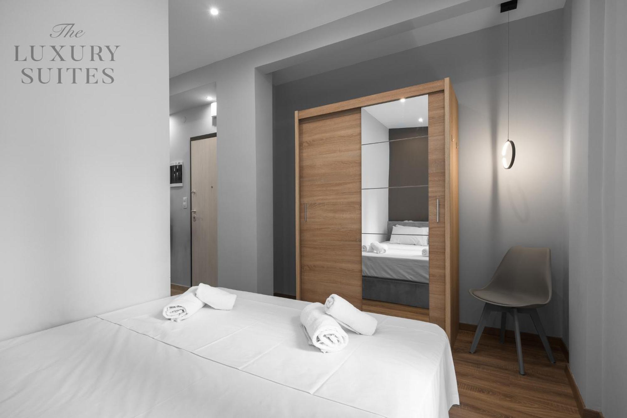 Mavili, The Luxury Suites Thessaloniki Exterior foto